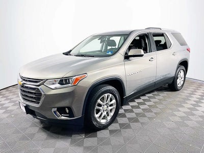Photo of a 2018 Chevrolet Traverse 4X4 LT Cloth 4DR SUV W/1LT for sale