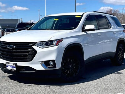 Photo of a 2019 Chevrolet Traverse 4X4 LT Cloth 4DR SUV W/1LT for sale