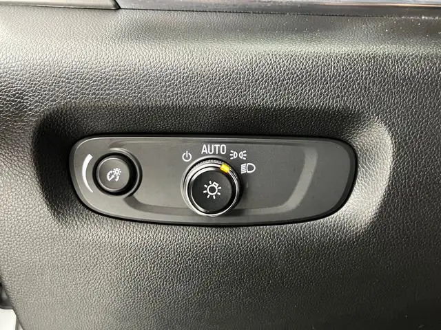 2023 Chevrolet Traverse - $28,996