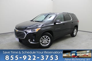 2019 Chevrolet Traverse with Mosaic Black Metallic Exterior