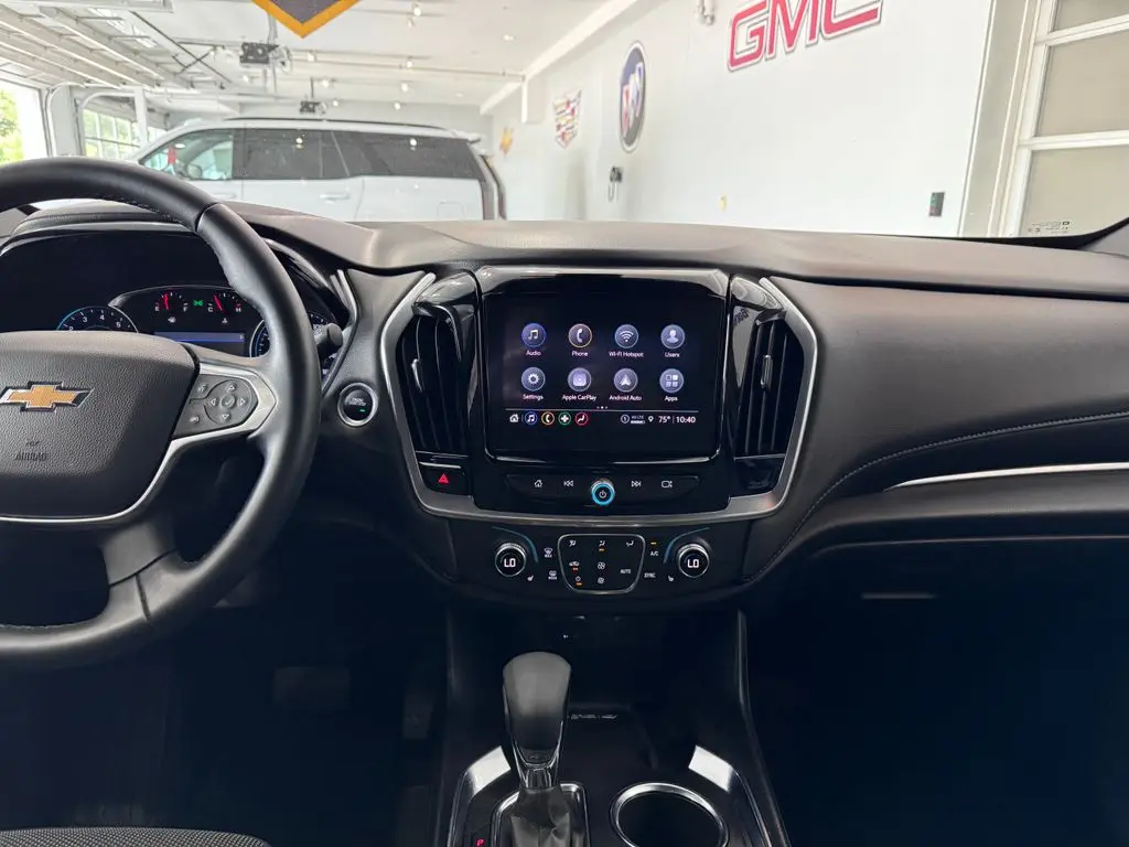 2023 Chevrolet Traverse - $30,987