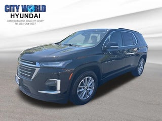 2022 Chevrolet Traverse with Mosaic Black Metallic Exterior