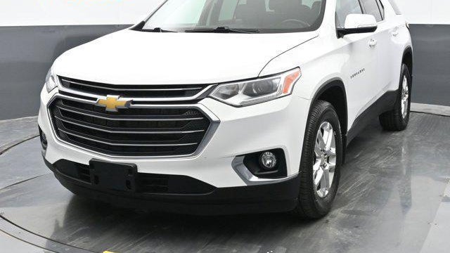 Preowned 2020 Chevrolet Traverse LT Cloth for Sale