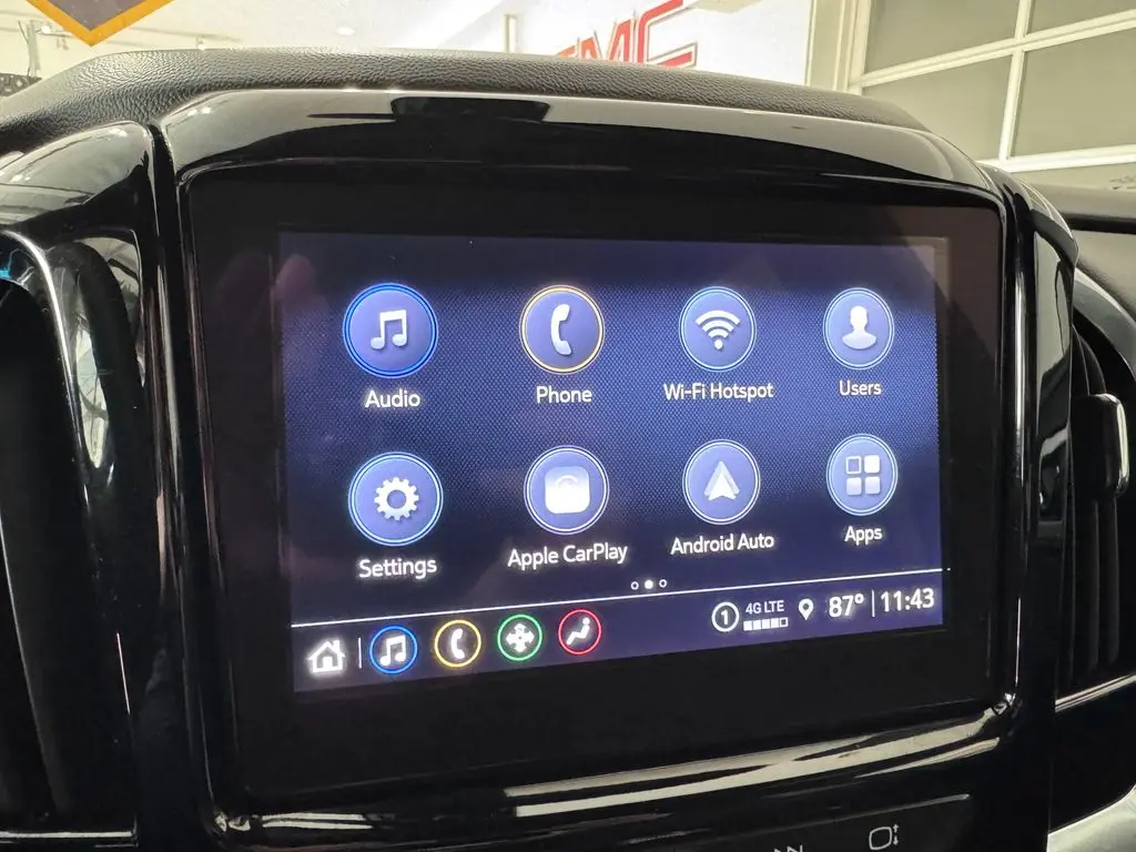 2023 Chevrolet Traverse - $28,987