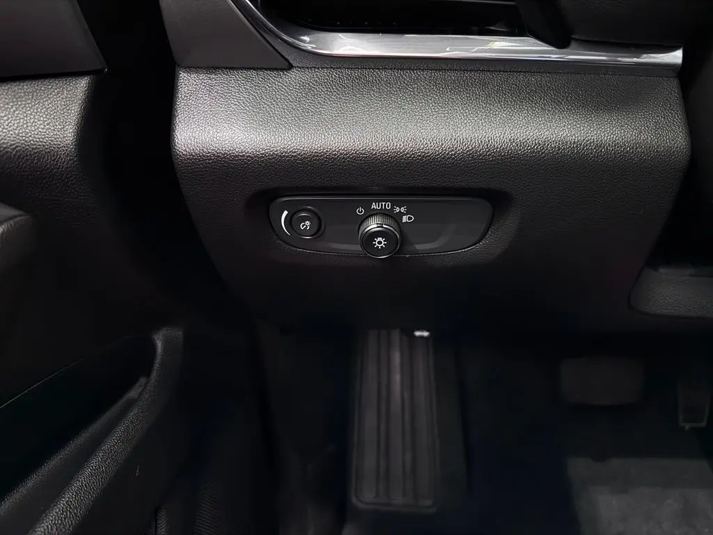2023 Chevrolet Traverse - $28,987