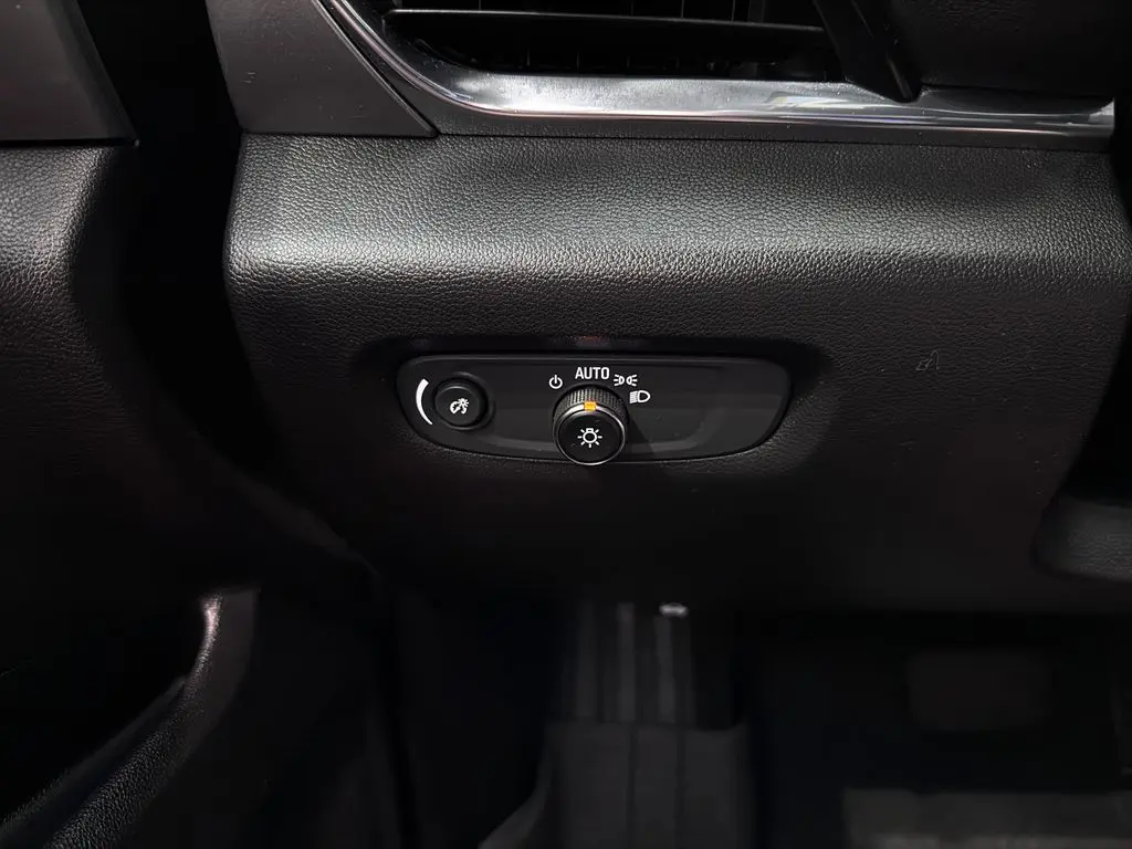 2023 Chevrolet Traverse - $28,987