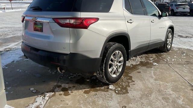 2020 Chevrolet Traverse LT Cloth