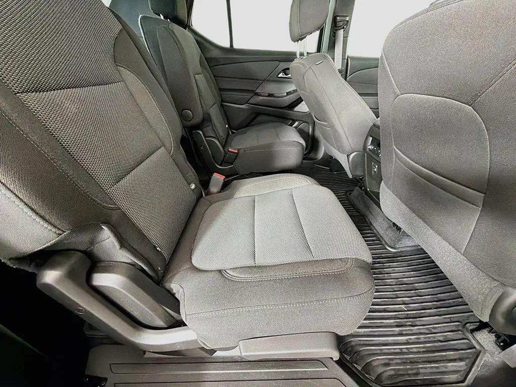 2023 Chevrolet Traverse - $27,579