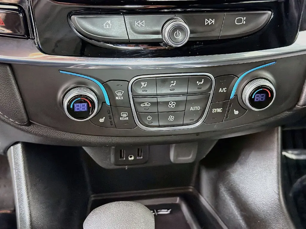 2023 Chevrolet Traverse - $27,579