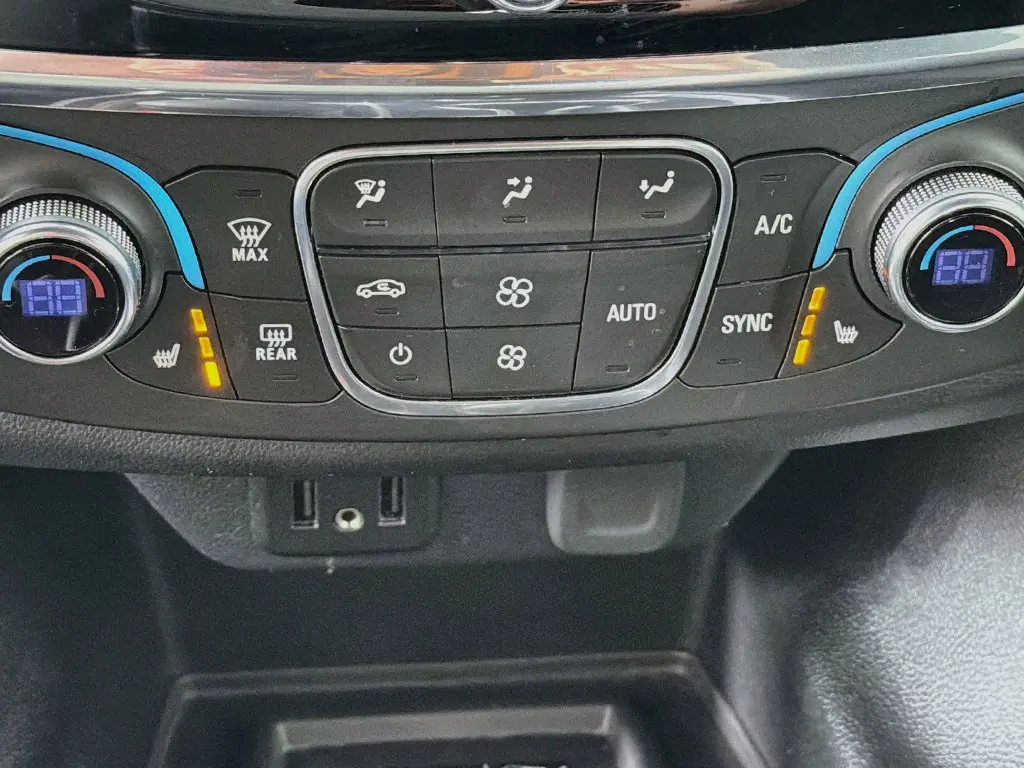 2023 Chevrolet Traverse - $27,579