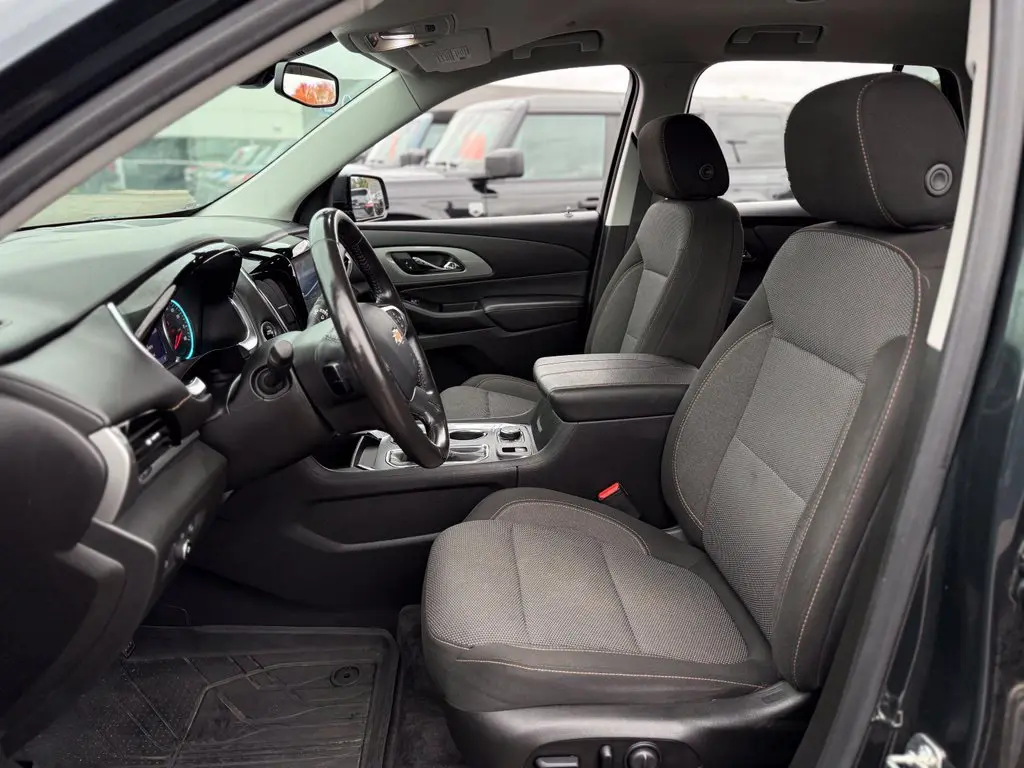 2020 Chevrolet Traverse - $18,000