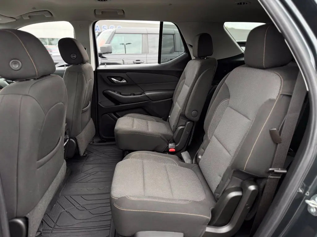 2020 Chevrolet Traverse - $18,000
