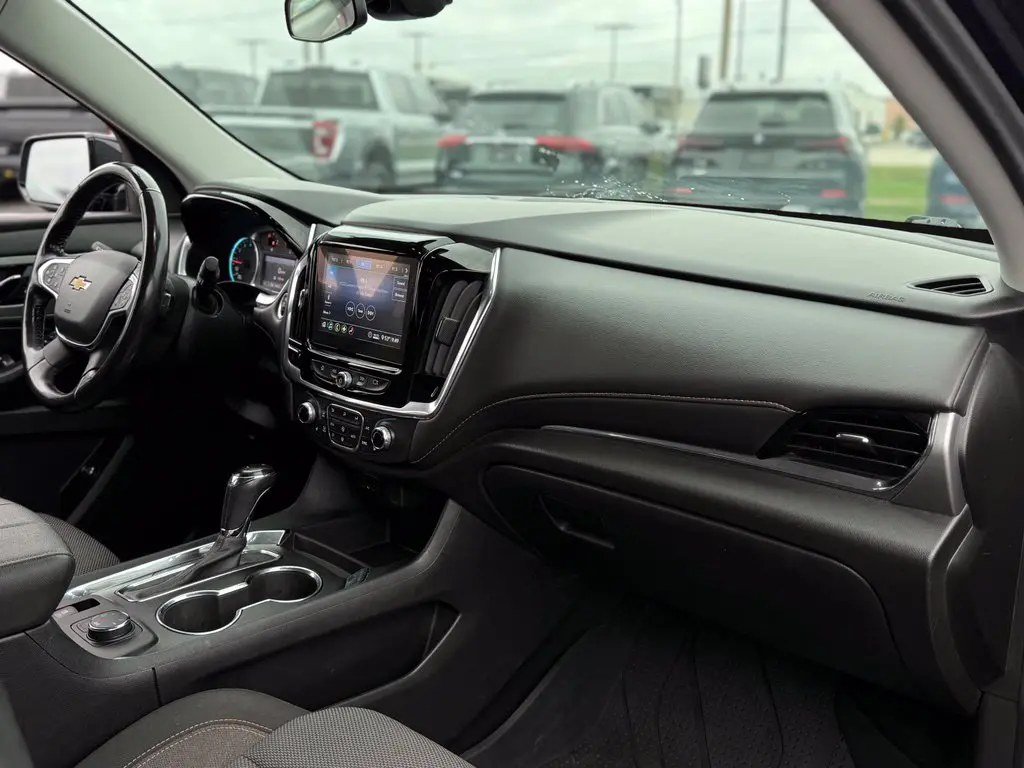 2020 Chevrolet Traverse - $18,000