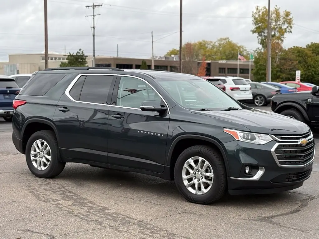 2020 Chevrolet Traverse - $18,000
