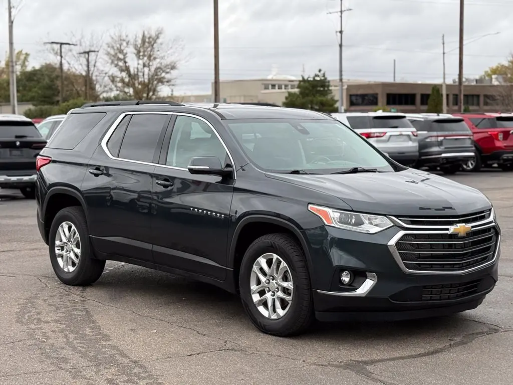 2020 Chevrolet Traverse - $18,000