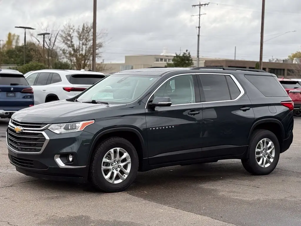 2020 Chevrolet Traverse - $18,000
