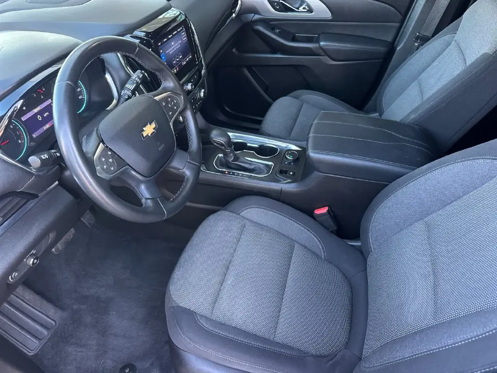 2023 Chevrolet Traverse - $27,740