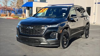 2023 Chevrolet Traverse with Mosaic Black Metallic Exterior
