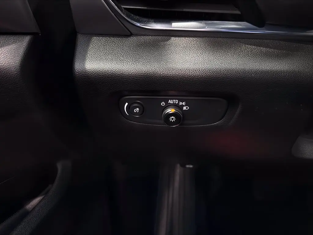 2023 Chevrolet Traverse - $32,487