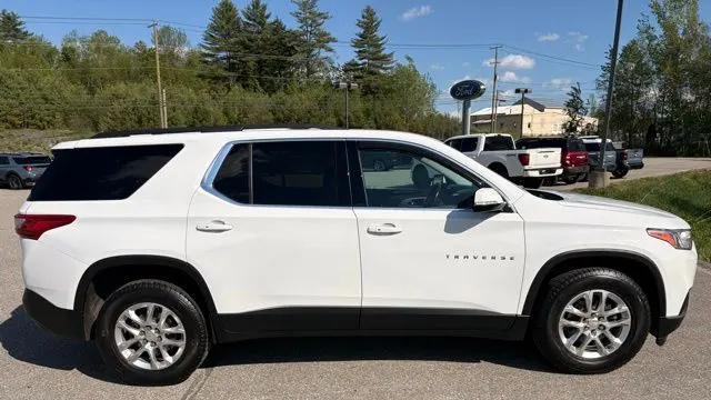 2020 Chevrolet Traverse LT Cloth