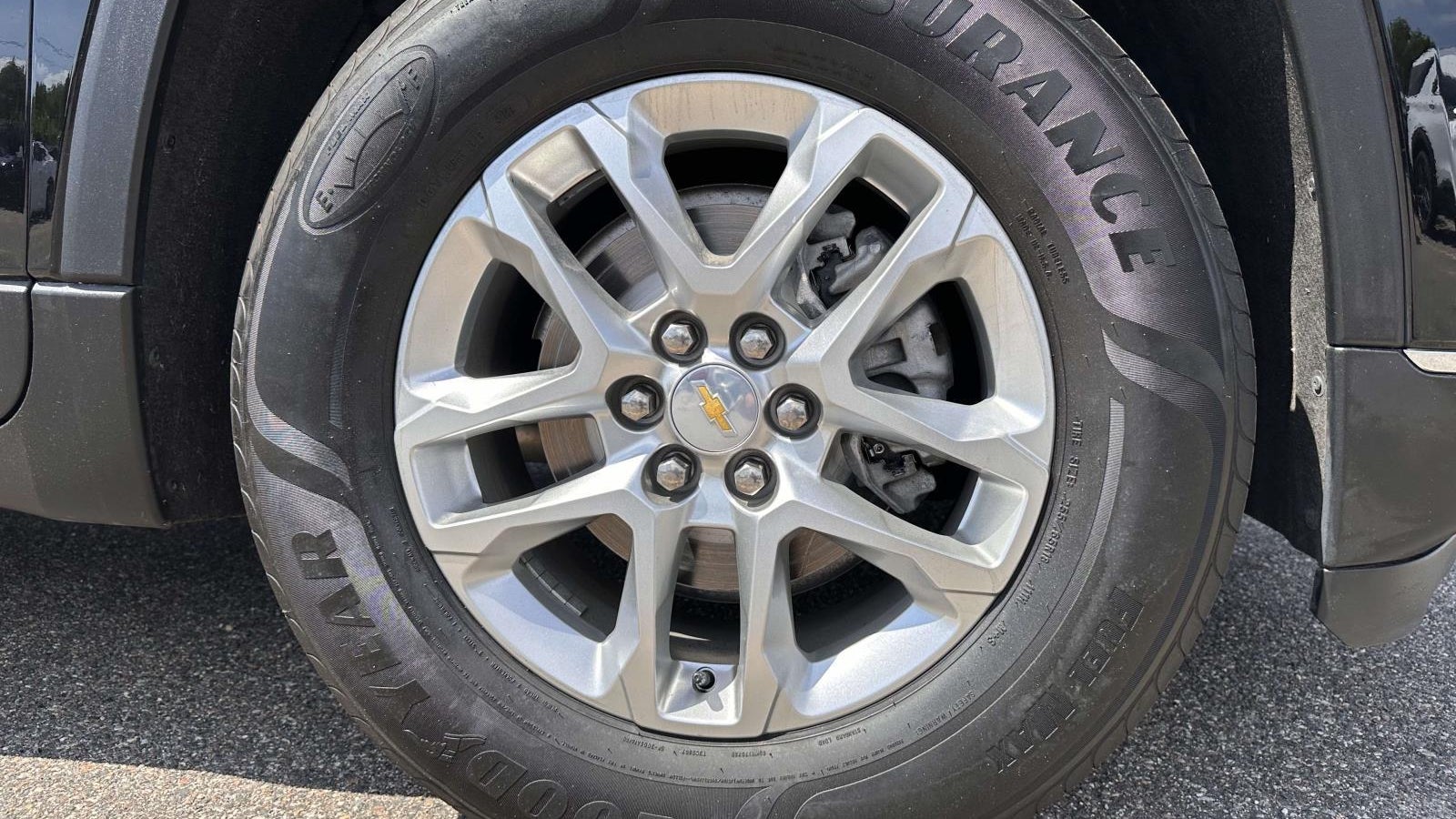2021 Chevrolet Traverse LT Cloth