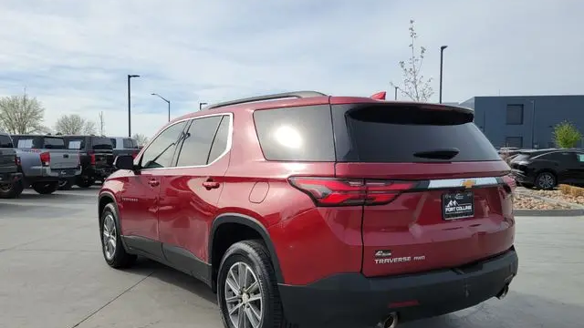 2022 Chevrolet Traverse LT Cloth