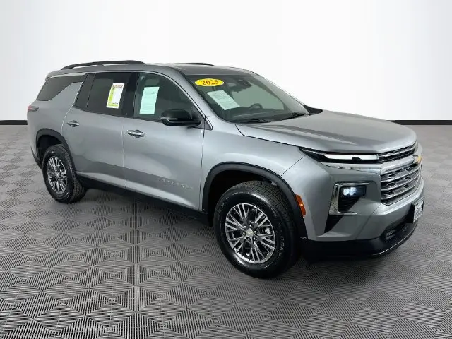 2025 Chevrolet Traverse - $31,800