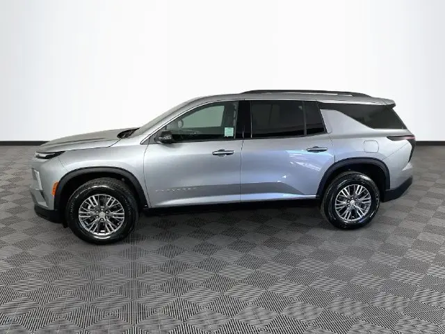 2025 Chevrolet Traverse - $31,800