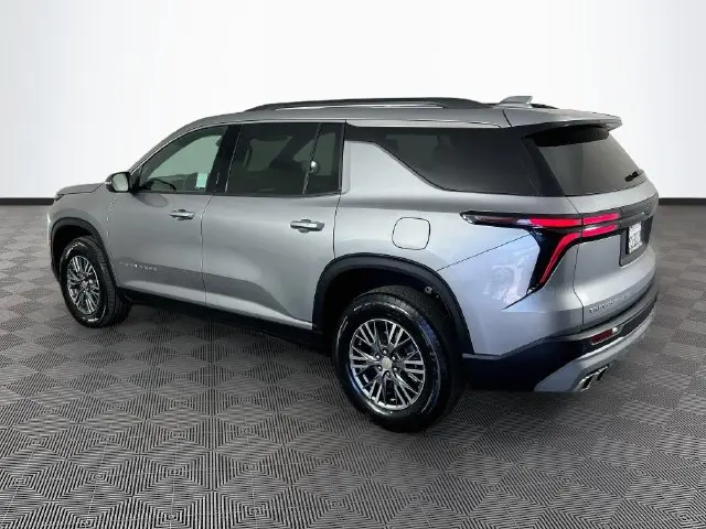 2025 Chevrolet Traverse - $31,800