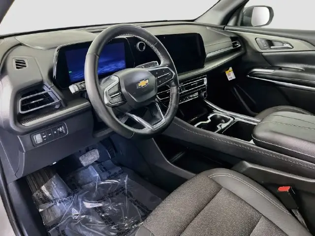 2025 Chevrolet Traverse - $31,800