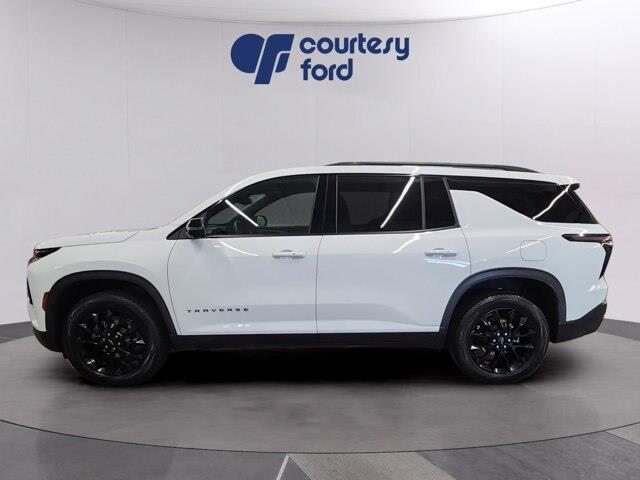 2025 Chevrolet Traverse - $42,990