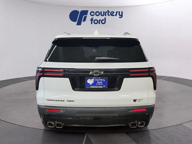 2025 Chevrolet Traverse - $42,990