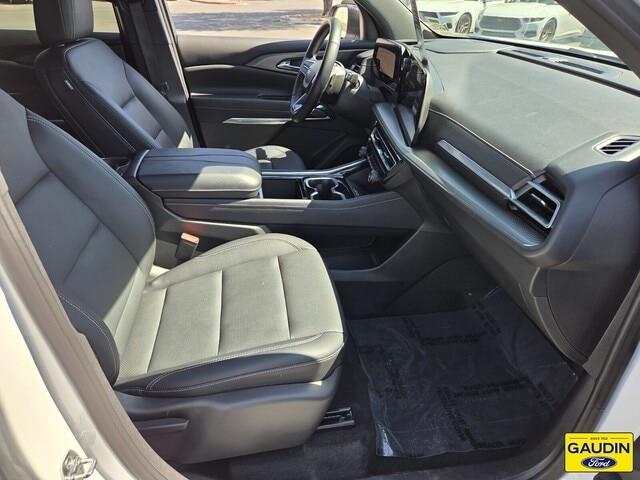 2025 Chevrolet Traverse - $32,500