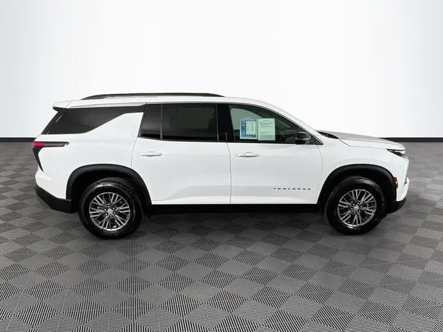 2025 Chevrolet Traverse - $35,500