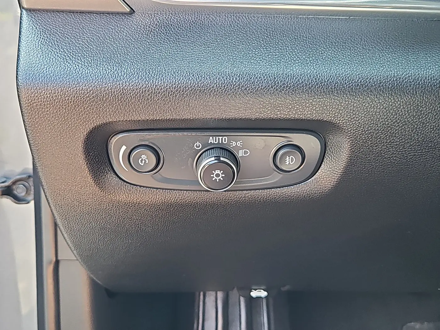 2020 Chevrolet Traverse - $18,500