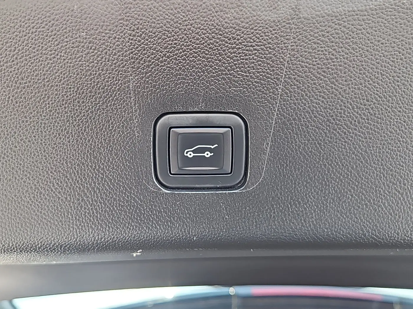 2020 Chevrolet Traverse - $18,500