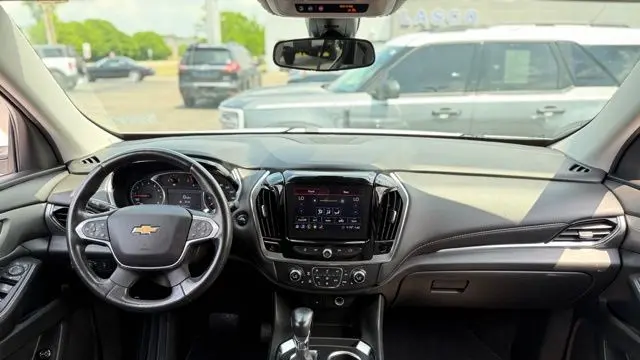 2021 Chevrolet Traverse LT Leather