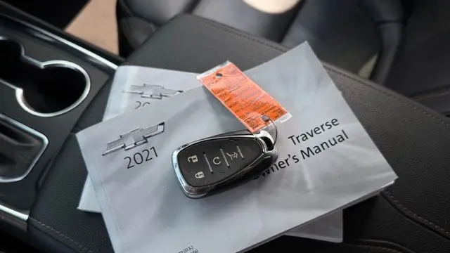 2021 Chevrolet Traverse LT Leather