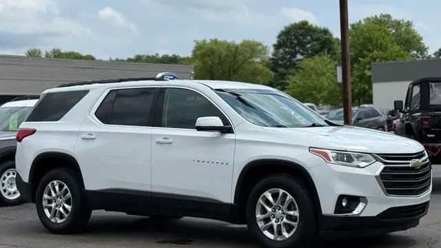 2021 Chevrolet Traverse LT Leather