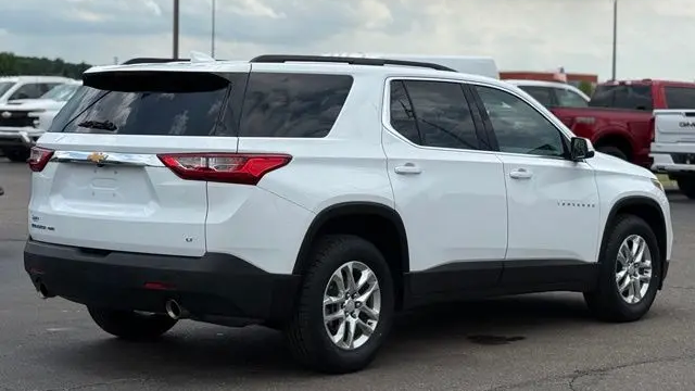 2021 Chevrolet Traverse LT Leather