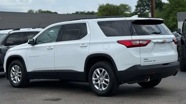 2021 Chevrolet Traverse LT Leather
