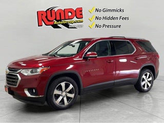 2018 Chevrolet Traverse with Cajun Red Tintcoat Exterior