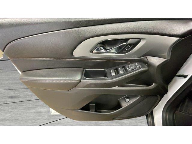 2021 Chevrolet Traverse - $18,985