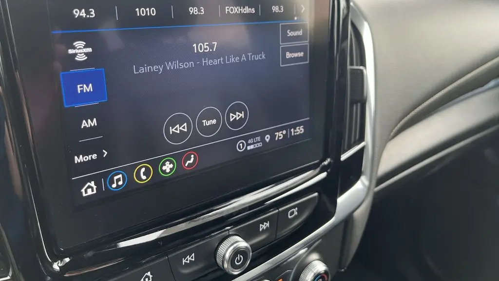 2023 Chevrolet Traverse LT Leather