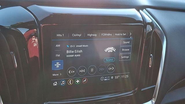 2023 Chevrolet Traverse LT Leather