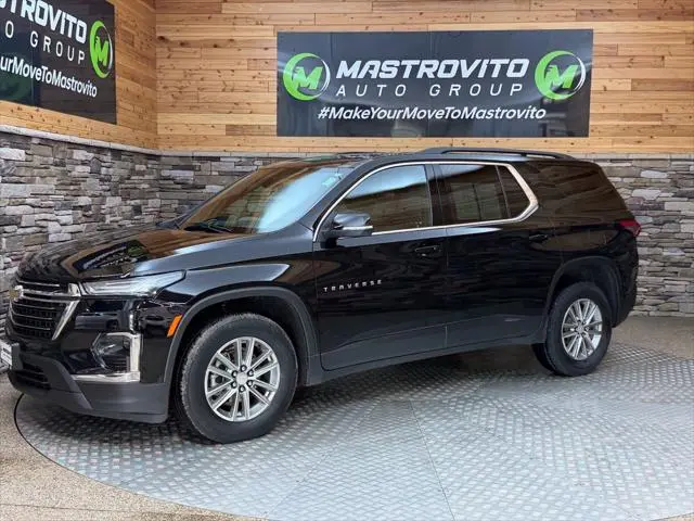 2023 Chevrolet Traverse - $31,999