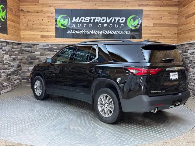 2023 Chevrolet Traverse - $31,999