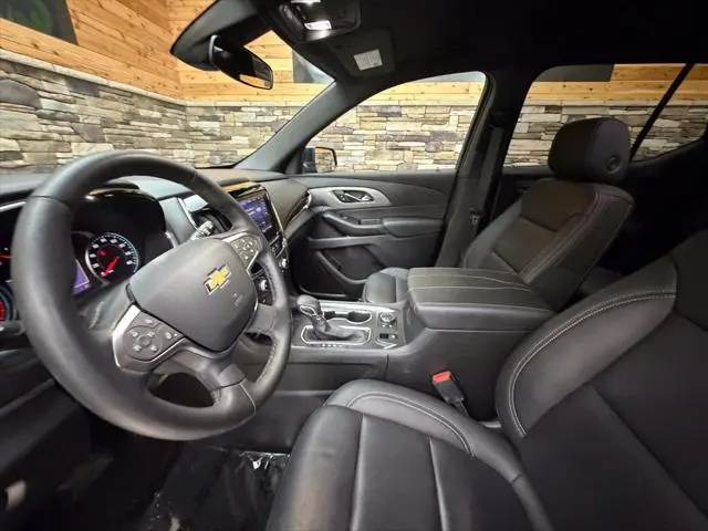 2023 Chevrolet Traverse - $31,999