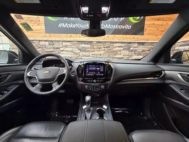 2023 Chevrolet Traverse - $31,999