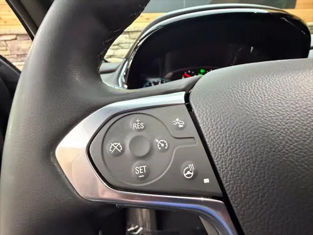 2023 Chevrolet Traverse - $31,999